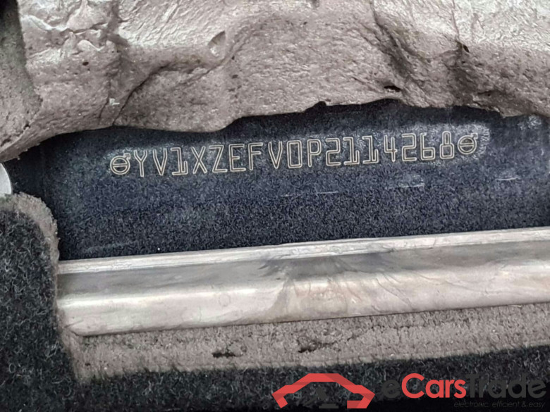 VOLVO XC40 RECHARGE CORE #5