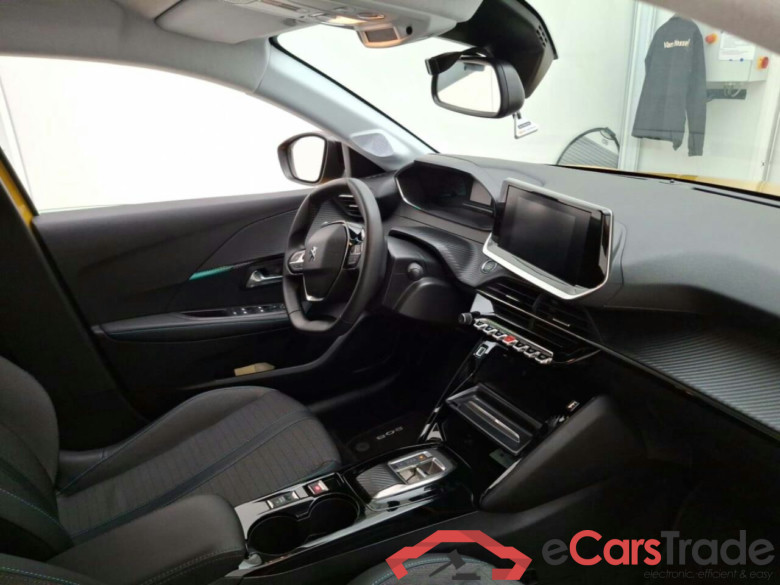 PEUGEOT e-208 EV Style 50 kWh #3