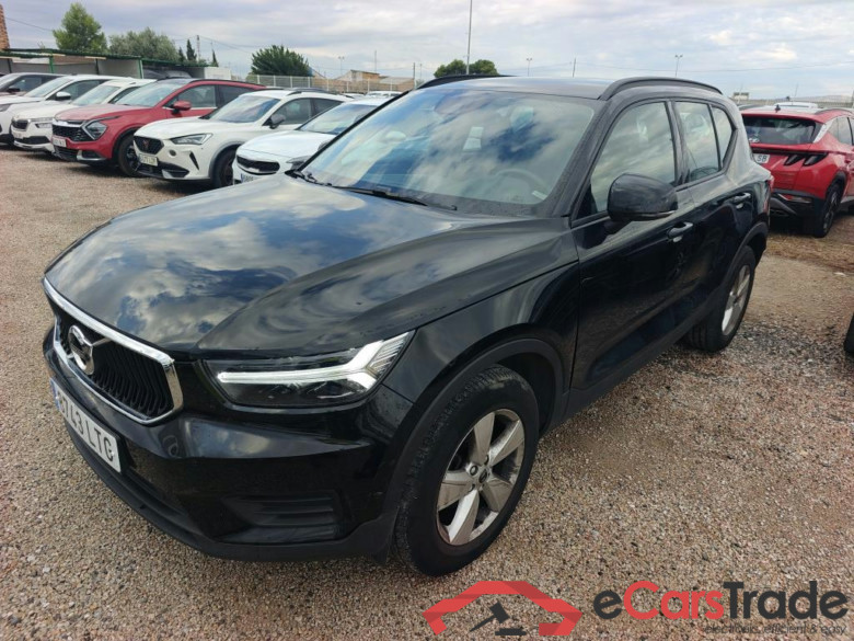 VOLVO XC40 / 2017 / 5P / todoterreno 1.5 T3 Momentum Core Auto #1