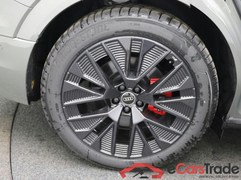 AUDI Q8 Sportback e-tron 106 kWh 55 Quattro Competition #4