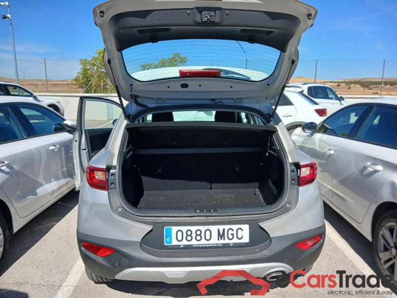 KIA Stonic / 2017 / 5P / todoterreno 1.0 T-GDi 88kW (120CV) MHEV Drive DCT #4