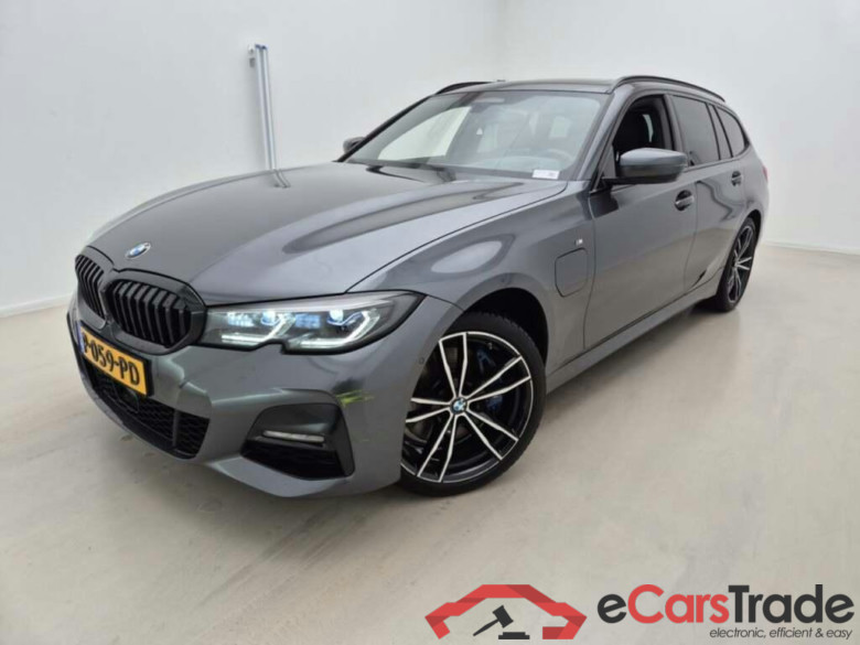 BMW 3-serie Touring 330e xDrive M-Sport
