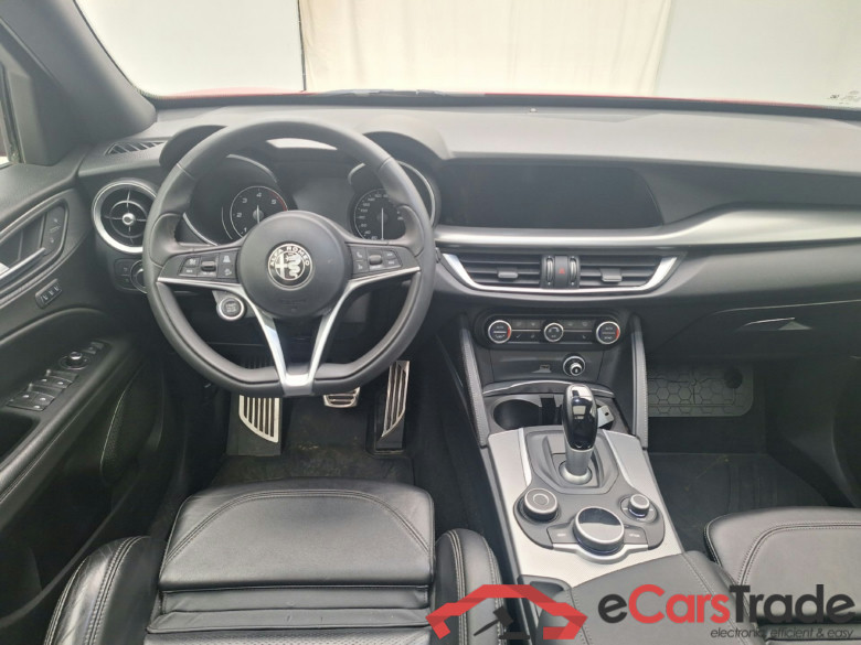 Alfa Romeo Stelvio 2.2d Aut. Pano Xenon ACC Navi Sport-Leather KeylessGo Camera Klima PDC ... #6
