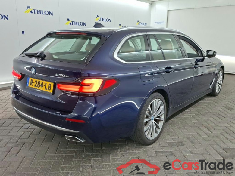 BMW 5-serie Touring 530e Business Edition Plus 5D 215kW #3