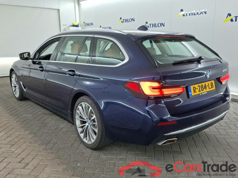 BMW 5-serie Touring 530e Business Edition Plus 5D 215kW #4