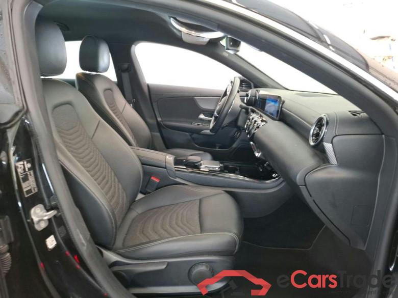 MERCEDES BENZ CLA Shooting Brake 2019 5P Break CLA 180 Business Line BA7 #6