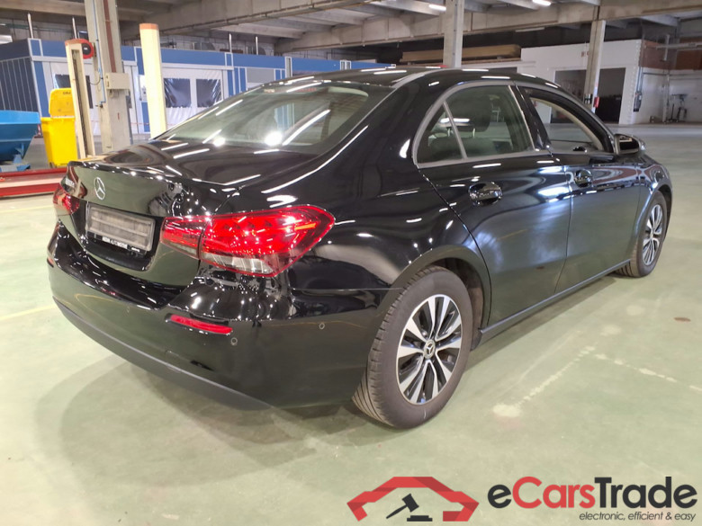 MERCEDES-BENZ A-CLASS LIMOUSINE 2.0 A 180 D BUSINESS SOLUTION DCT #4