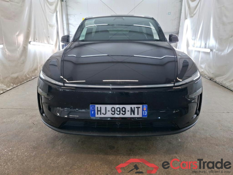 TESLA Model Y / 2025 / 5P / SUV BEV Premium Propulsion