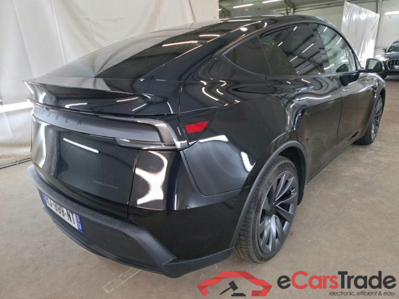 TESLA Model Y / 2025 / 5P / SUV BEV Premium Propulsion #6