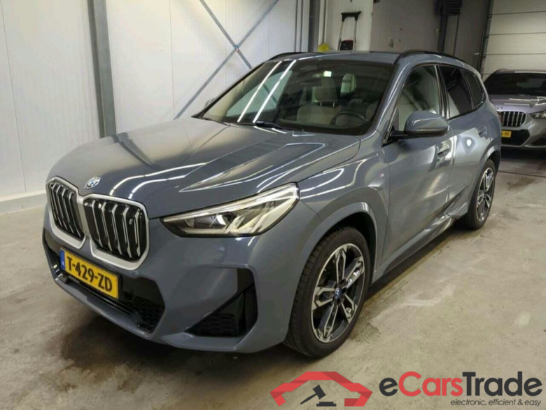 BMW iX1 xDrive30 Launch Ed.
