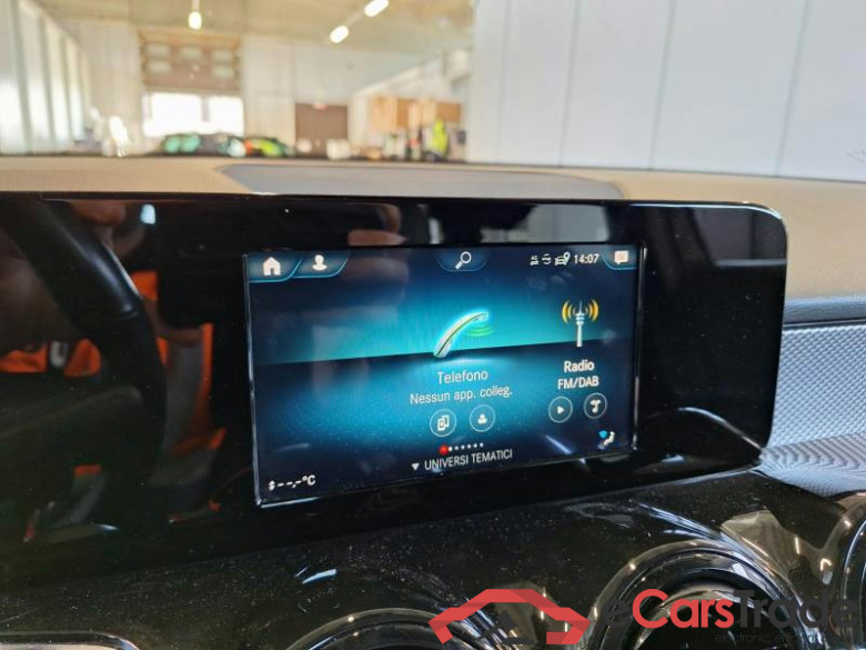 MERCEDES-BENZ GLB / 2019 / 5P / SUV GLB 200 D AUTOMATIC BUSINESS #5