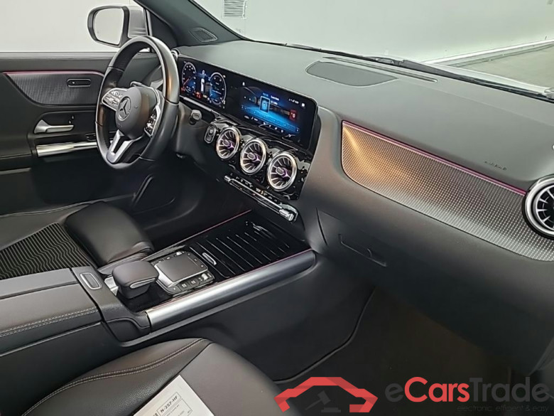 MERCEDES-BENZ EQA 250 Business Solution Luxury auto 5D 140kW #6