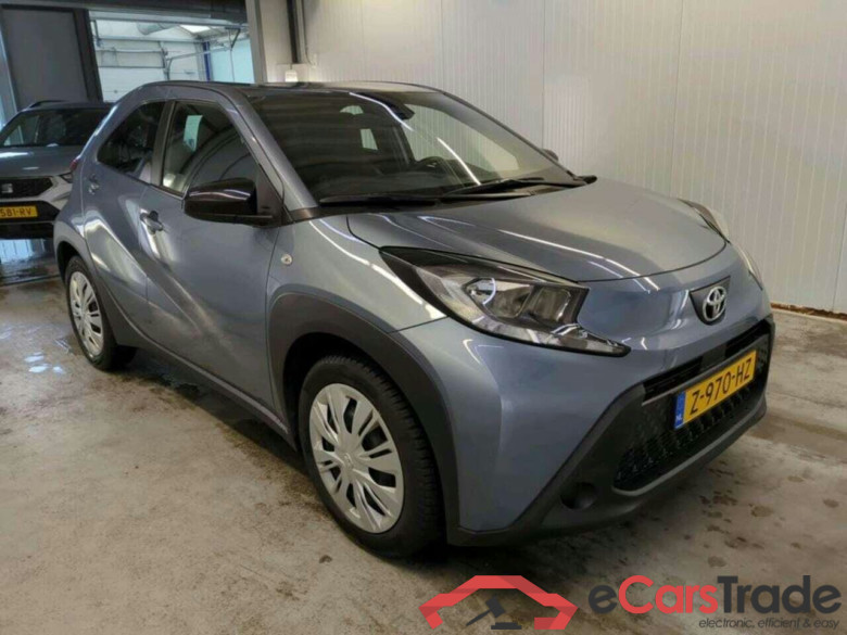 TOYOTA Aygo X 1.0 VVT-i MT Play #5