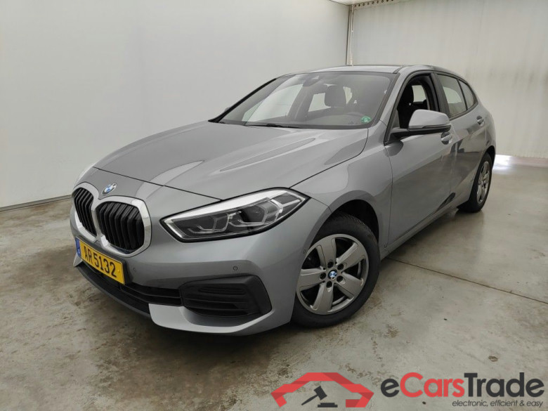 BMW 1 HATCH DIESEL - 2019 118 dA 150hp (EU6AP) 5d #1
