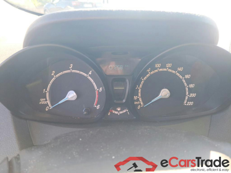 FORD Transit Courier/2014/4P/furgón der.turis Van 1.5 TDCi 75kW Trend #4