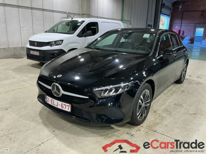 MERCEDES-BENZ A-CLASS 1.3 A 250 E BUSINESS LINE DCT
