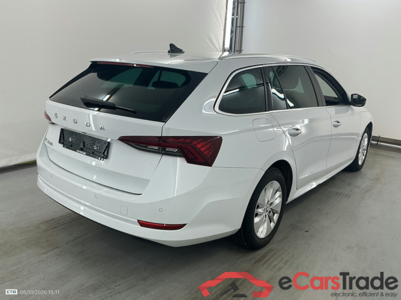 SKODA OCTAVIA COMBI 2.0 CRTDI 110KW DSG7 CLEVER #4