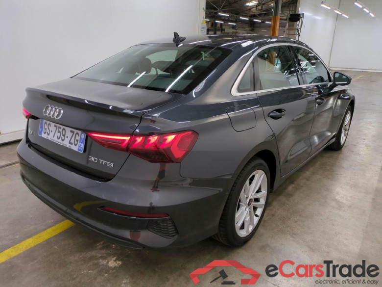 AUDI A3 Berline / 2020 / 4P / Berline 30 TFSI MHEV S Tronic 110 Business Line #4