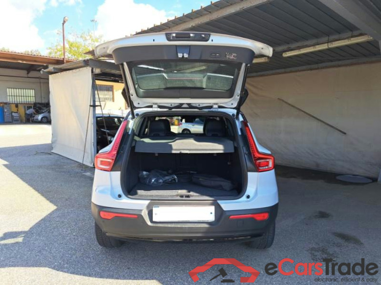 VOLVO XC40 / 2017 / 5P / SUV T5 PLUG-IN HYBRID AUTO RECHARGE R-DESIGN #5