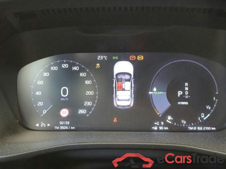 VOLVO XC40 / 2021 / 5P / SUV T4 RECHARGE PLUG-IN AUTO CORE #4