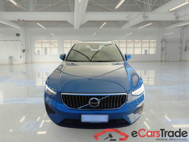 VOLVO XC40 / 2021 / 5P / SUV T4 RECHARGE PLUG-IN AUTO CORE #6