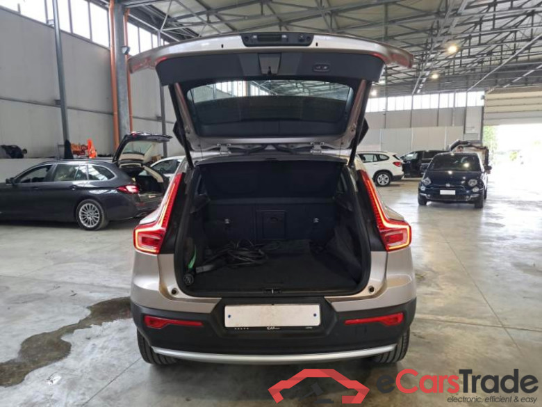 VOLVO XC40 / 2021 / 5P / SUV T5 RECHARGE PLUG-IN AUTO CORE #5