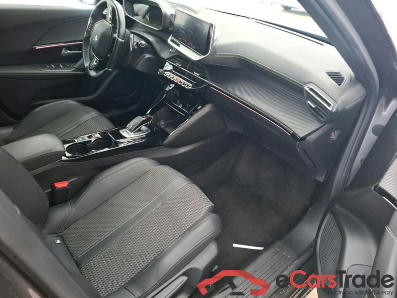 PEUGEOT 2008 / 2019 / 5P / Crossover 1.2 PT 130 S&S EAT8 GT Line #6