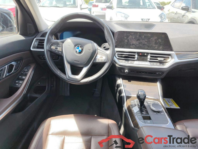 BMW 330e Plug-In Hybrid Luxury Aut. LED LC-Pro Ambient Hi-Fi Navi Leather KeylessGo Camera Klima PDC ... #5