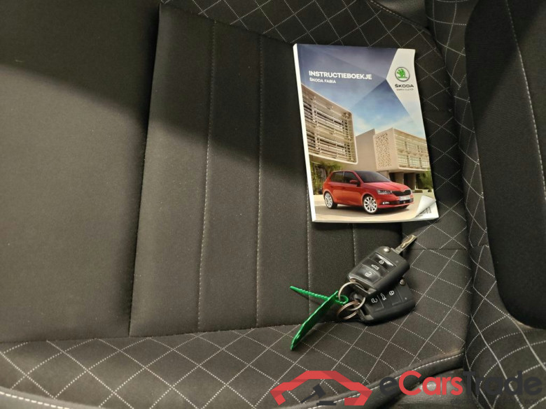 ŠKODA FABIA COMBI 1.0 TSI 70kW Ambition 5d #4