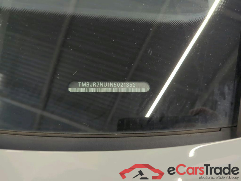 Skoda Karoq 1.5 TSI ACT Greentech DSG Buss Edit Plus 5d #6