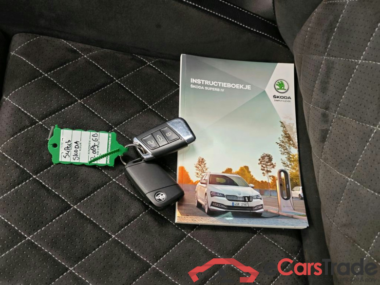 Skoda Superb Combi 1.4 TSI PHEV DSG Sportline Business 5d #4