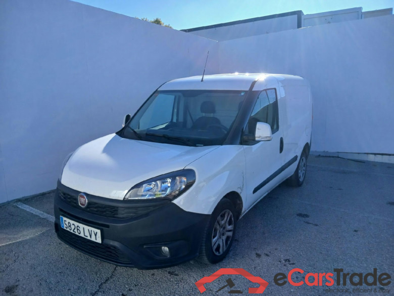 FIAT Doblò Cargo/2015/4P/furgón derivado de turismo Cargo SX 1.6 Mjet 66kW (90CV) (AC) #1
