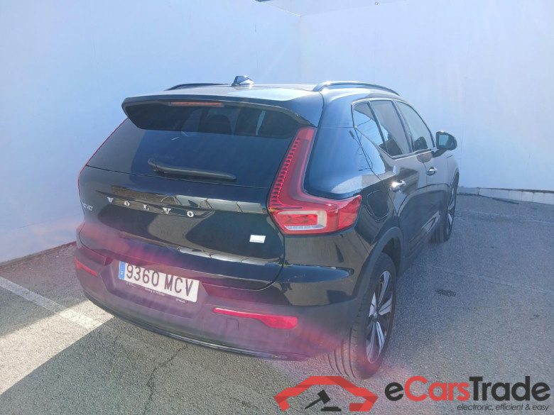 VOLVO XC40 / 2021 / 5P / todoterreno 1.5 T4 Recharge PHEV Plus Dark Auto #2