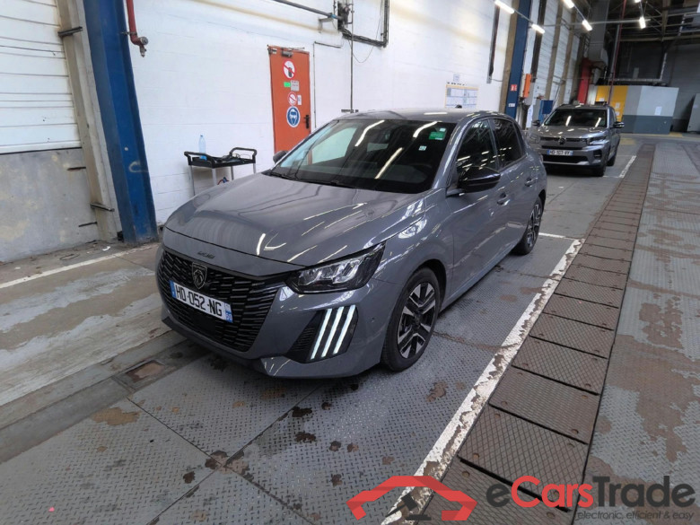 Peugeot 208 Allure 1.2 PureTech 100 S&S BVM6 #1
