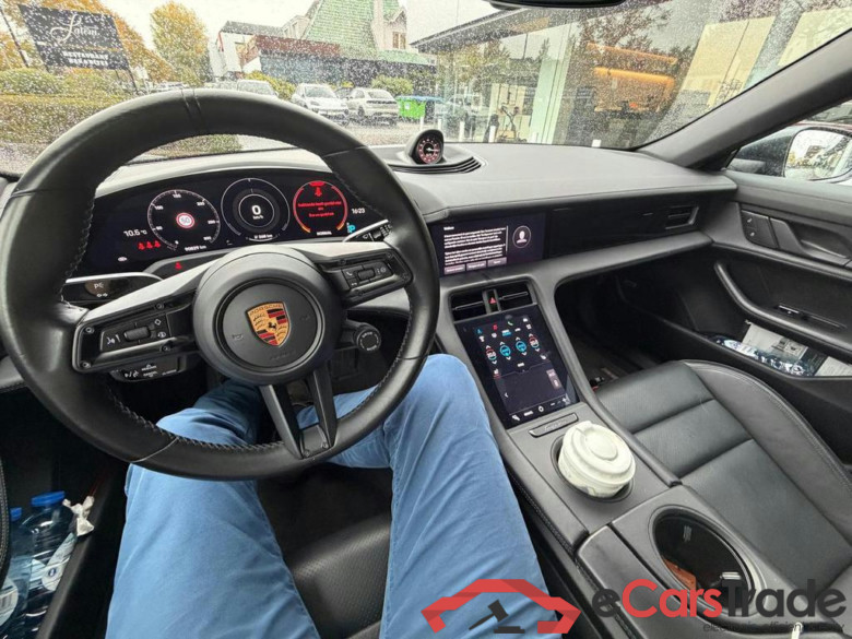 PORSCHE Taycan Cross Turismo 93.4 kWh 4 #6