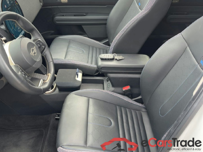 MINI COUNTRYMAN C 170 MILD HYB CLASSIC BVA (PREPARATION SHOWROOM) #3