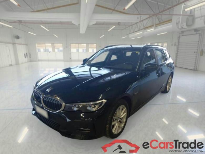BMW SERIE 3 / 2018 / 5P / STATION WAGON 330E BUSINESS ADVANTAGE TOURING AUTO