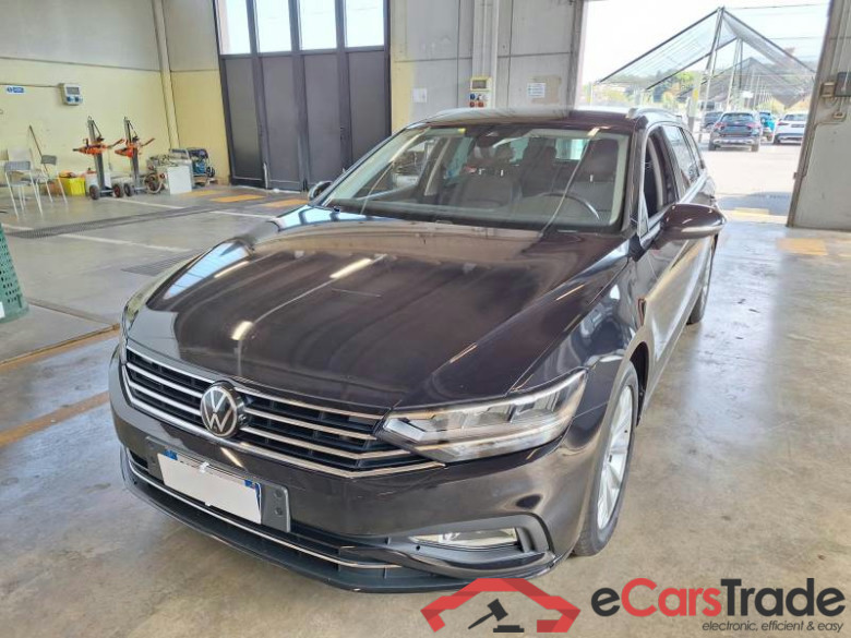 VOLKSWAGEN PASSAT / 2019 / 5P / STATION WAGON VAR. 2.0TDI SCR EVO 110KW BUSINESS DSG #1