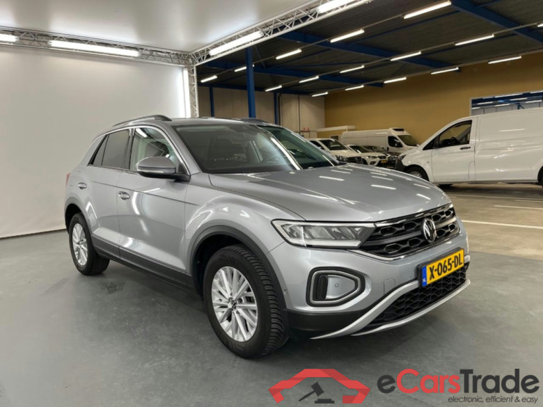 VOLKSWAGEN T-Roc 1.0 TSI Life #2