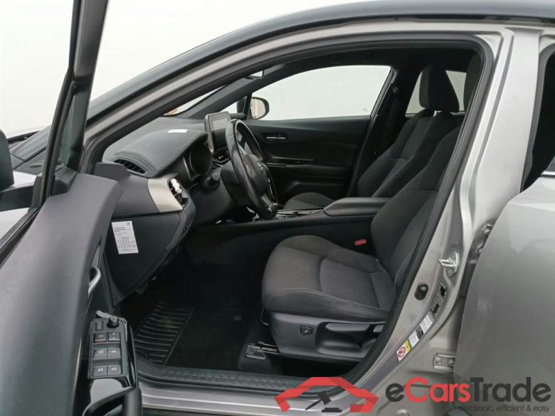 Toyota C-HR 1.8 VVT i-Hybrid C-Lub Aut. 5d #3