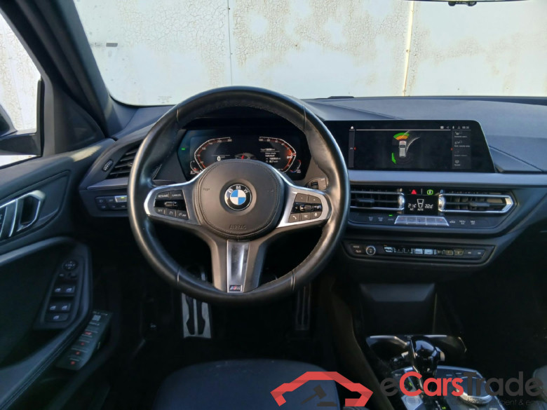 BMW Serie 1 / 2019 / 5P / berlina con portón 118d PAQUETE M #3