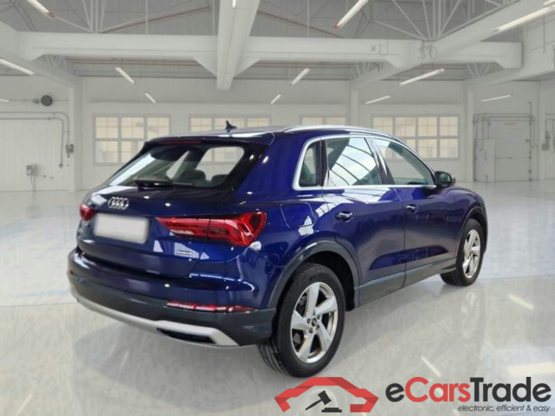 AUDI Q3 / 2018 / 5P / SUV 35 TDI QUATTRO S TRONIC BUSINESS ADVANCE #2