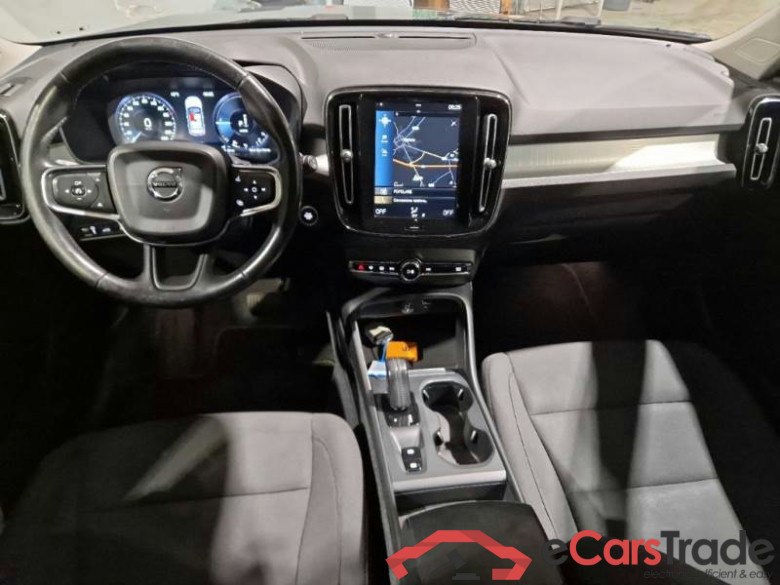 VOLVO XC40 / 2017 / 5P / SUV T5 PLUG-IN HYBRID RECH INSCRIP EXPR MY21 #3